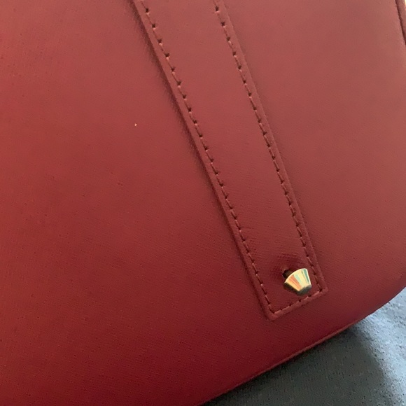 PULICATI Purple Bugatti Saffiano Handbag w/ strap - Picture 3 of 7